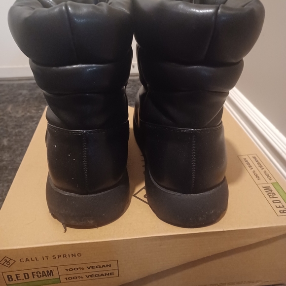 Booths size 7 - Picture 2 of 4